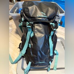 L.L. Bean Waterproof Daypack Outdoor Hiking Navy & Light Blue NWT! Retail$149
